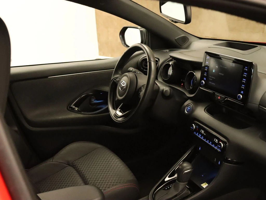 Toyota Yaris – foto 17