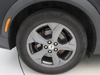 Ford Mustang Mach-E – thumbnail 11