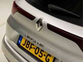 Renault Megane E-Tech – thumbnail 17