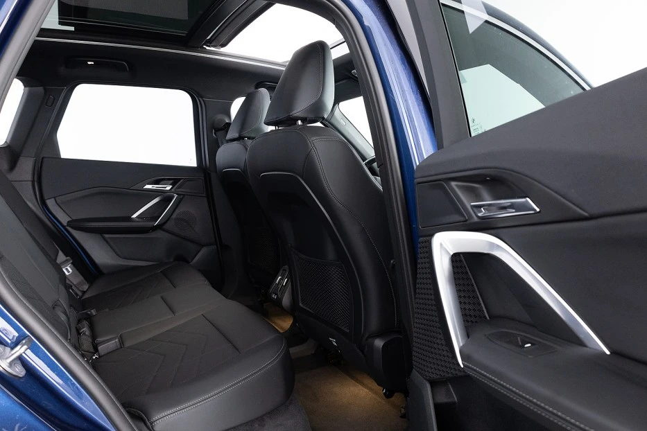 BMW iX1 – foto 13