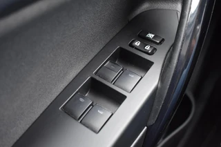 Toyota Auris – thumbnail 23