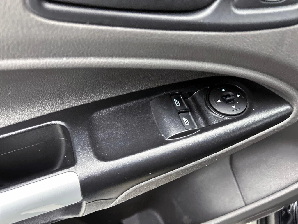 Ford Transit Connect – foto 24