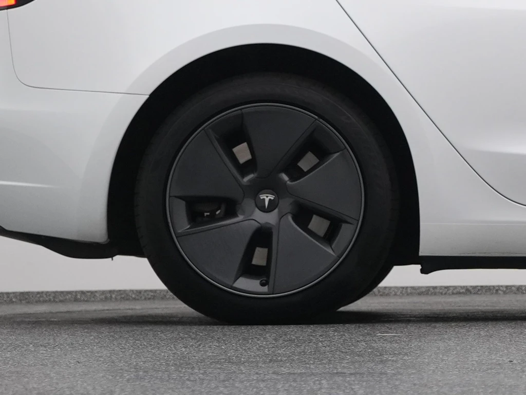Tesla Model 3 – foto 42