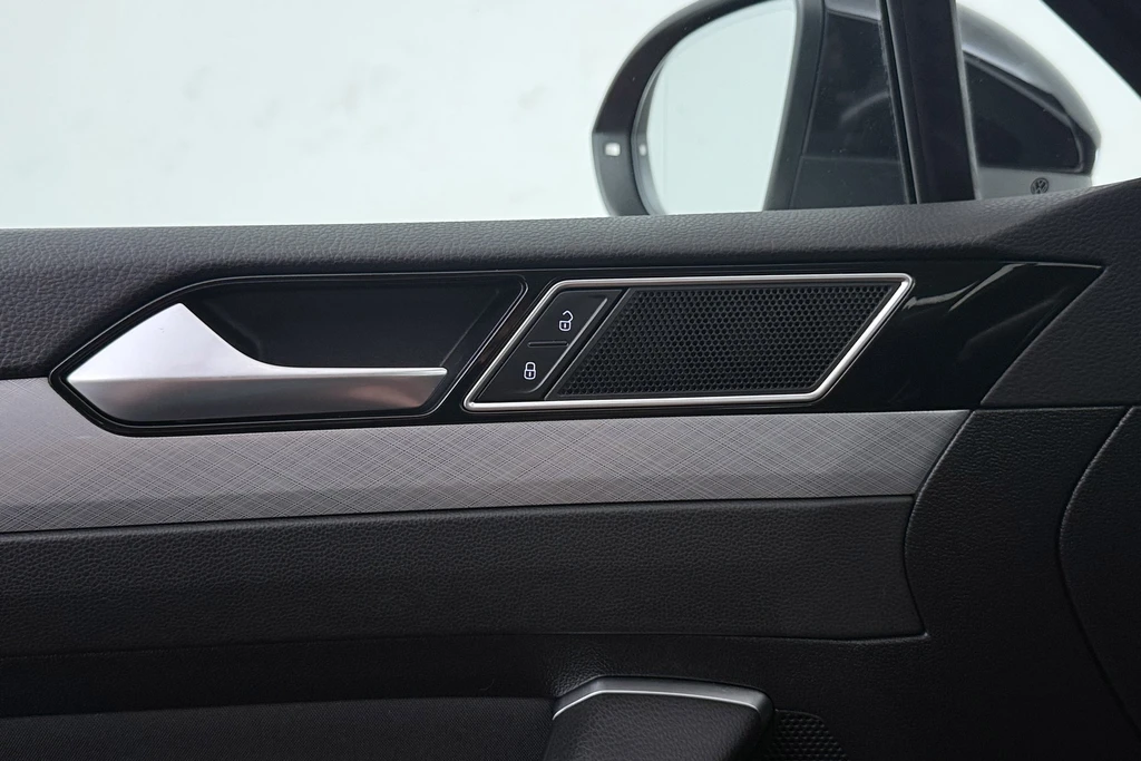 Volkswagen Passat – foto 44