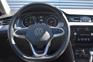 Volkswagen Passat – thumbnail 22