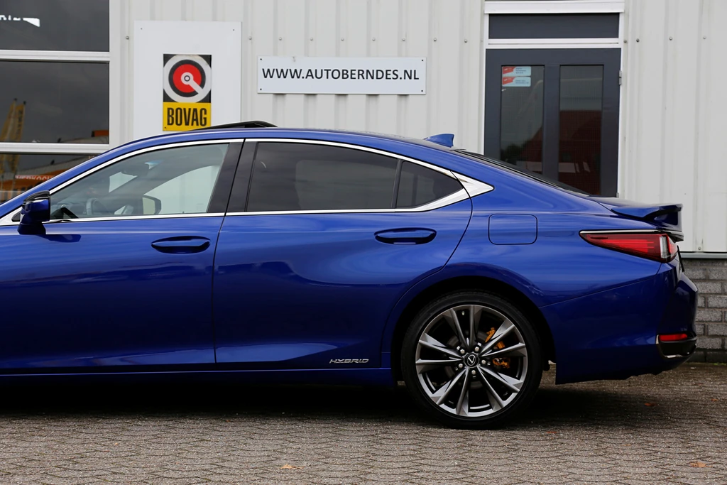 Lexus ES – foto 5