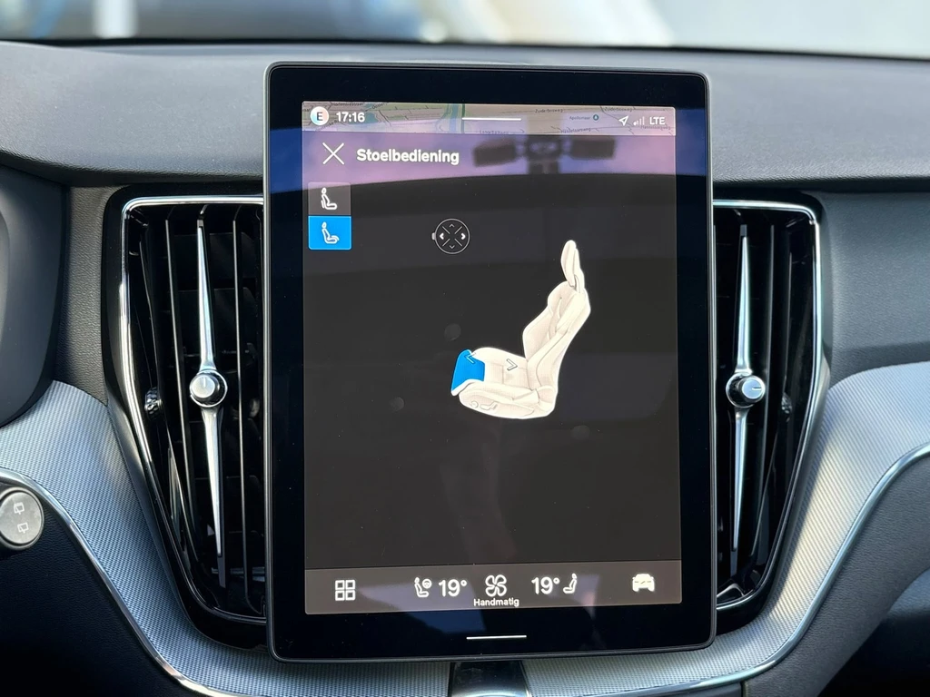 Volvo XC60 – foto 15
