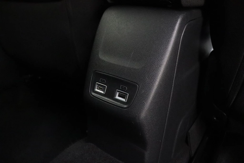 Peugeot 208 – foto 13