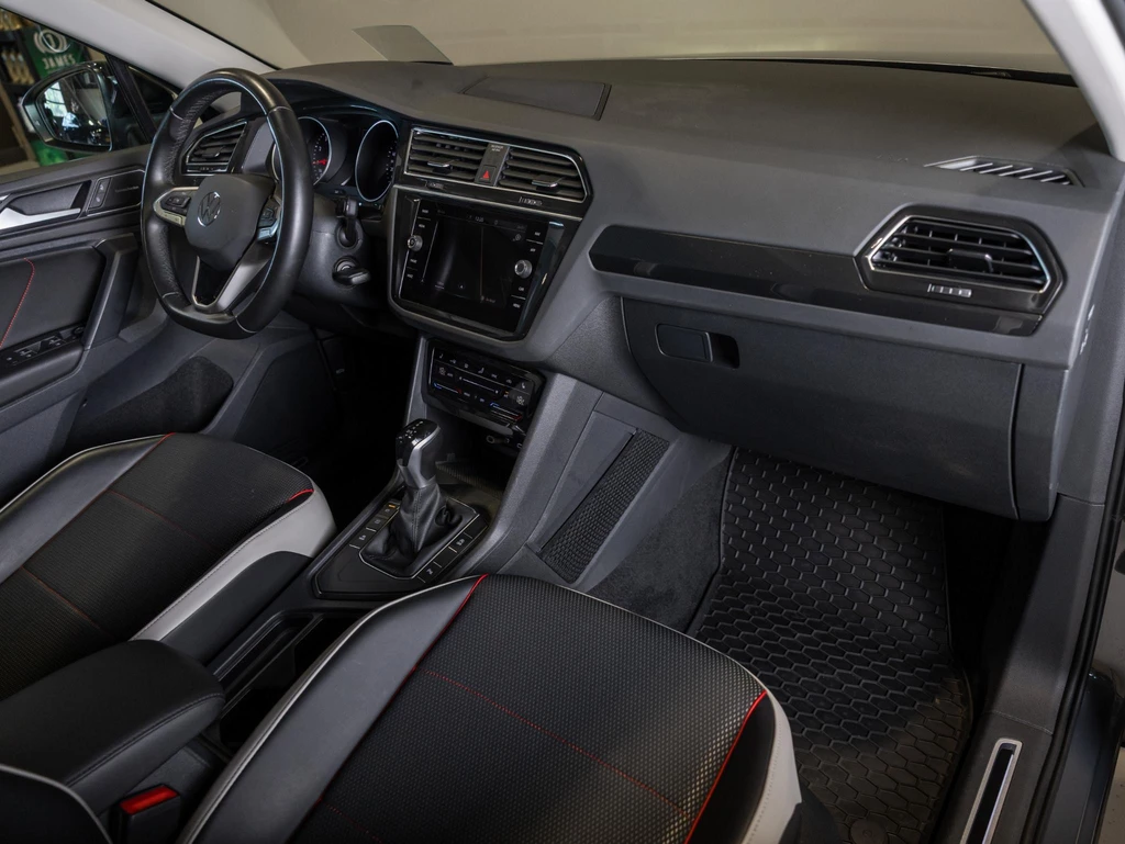 Volkswagen Tiguan – foto 11