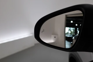 Toyota C-HR – thumbnail 14
