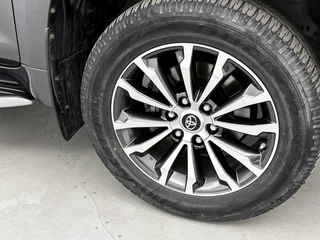 Toyota Land Cruiser – thumbnail 40