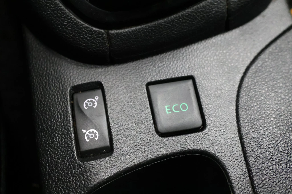 Renault Clio – foto 17