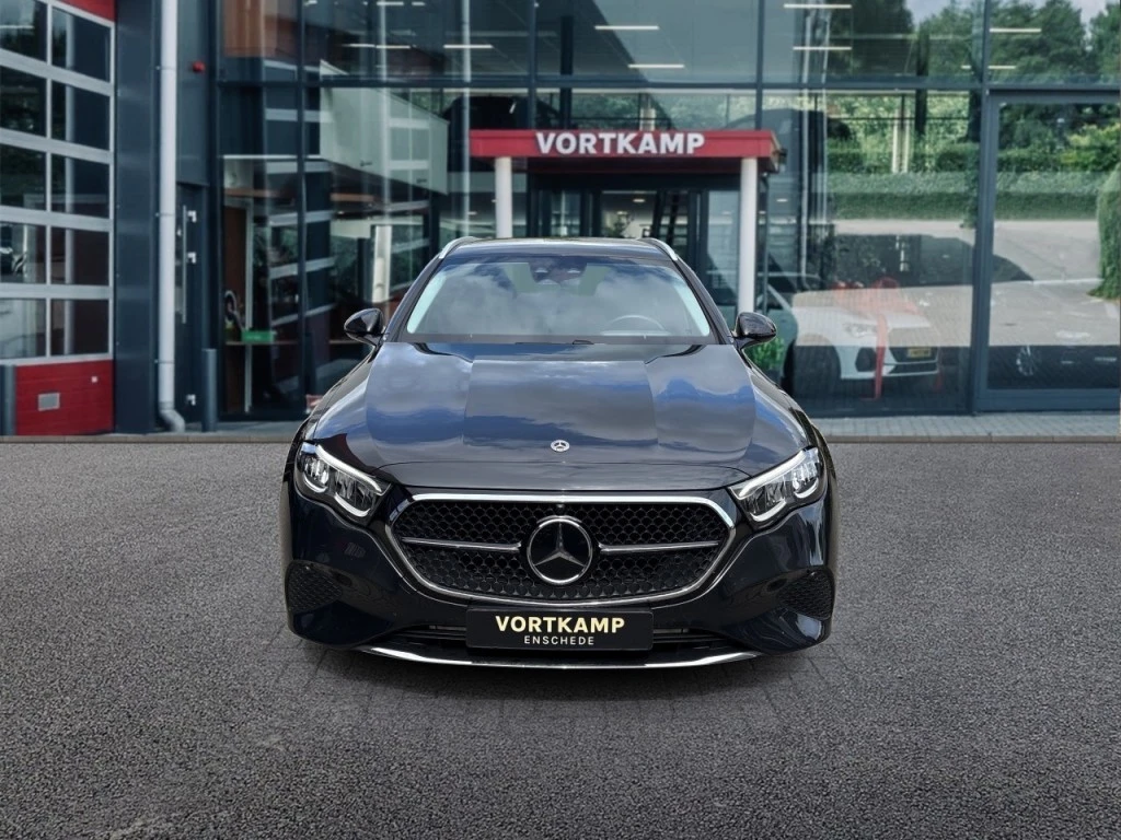 Mercedes-Benz E-Klasse – foto 8