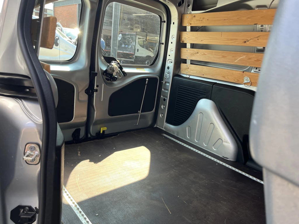 Peugeot Partner – foto 27