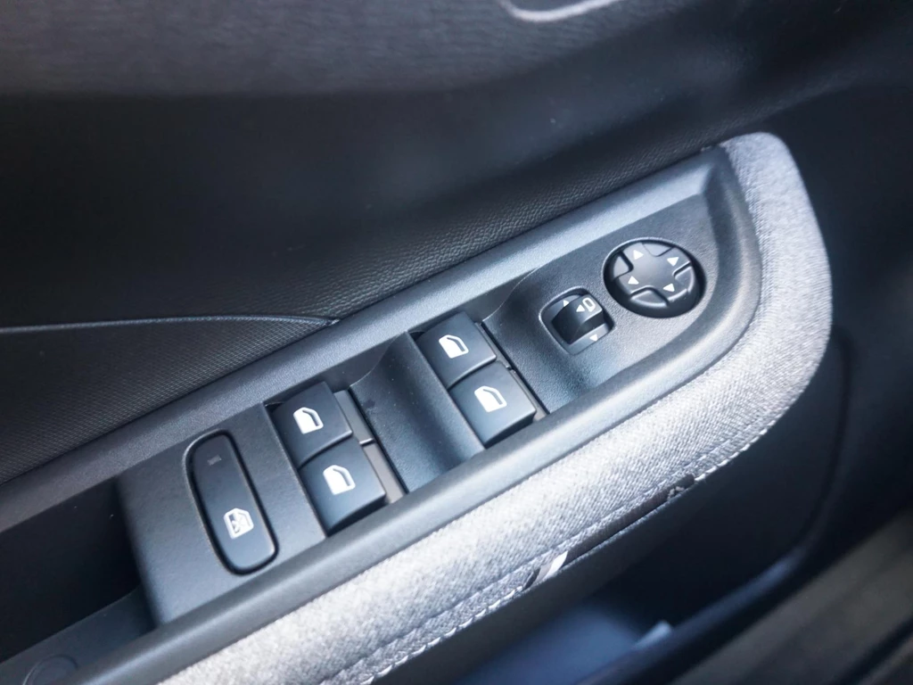 Opel Frontera – foto 13