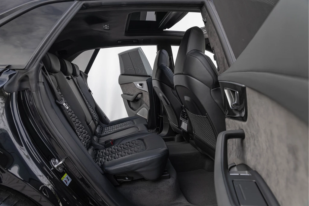 Audi RSQ8 – foto 16