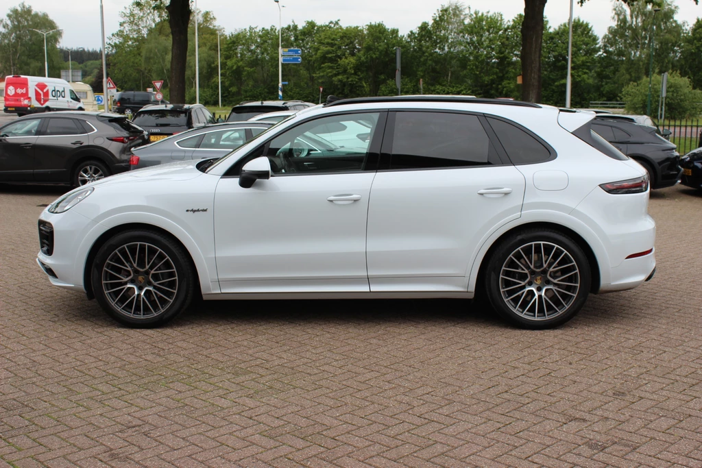 Porsche Cayenne – foto 2
