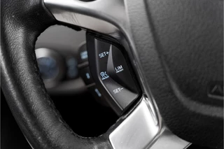 Ford Transit Connect – thumbnail 23