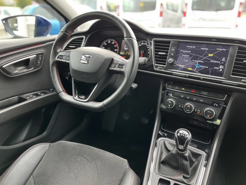 SEAT Leon – foto 16