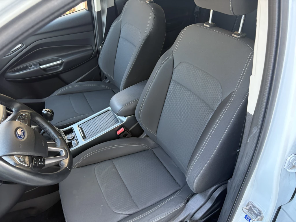 Ford Kuga – foto 14
