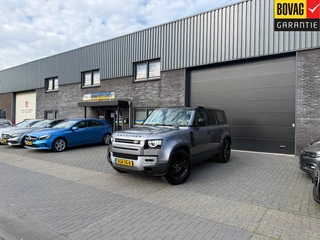 Land Rover Defender – thumbnail 1