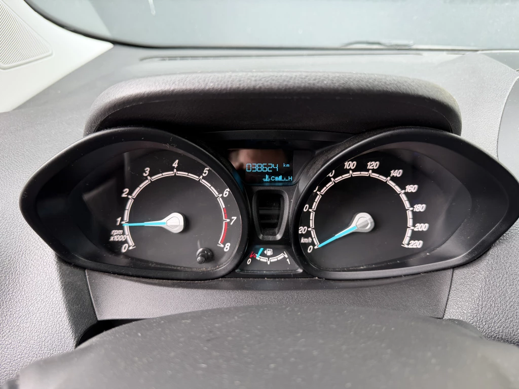 Ford Transit Courier – foto 23