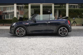 MINI Cabrio – thumbnail 2