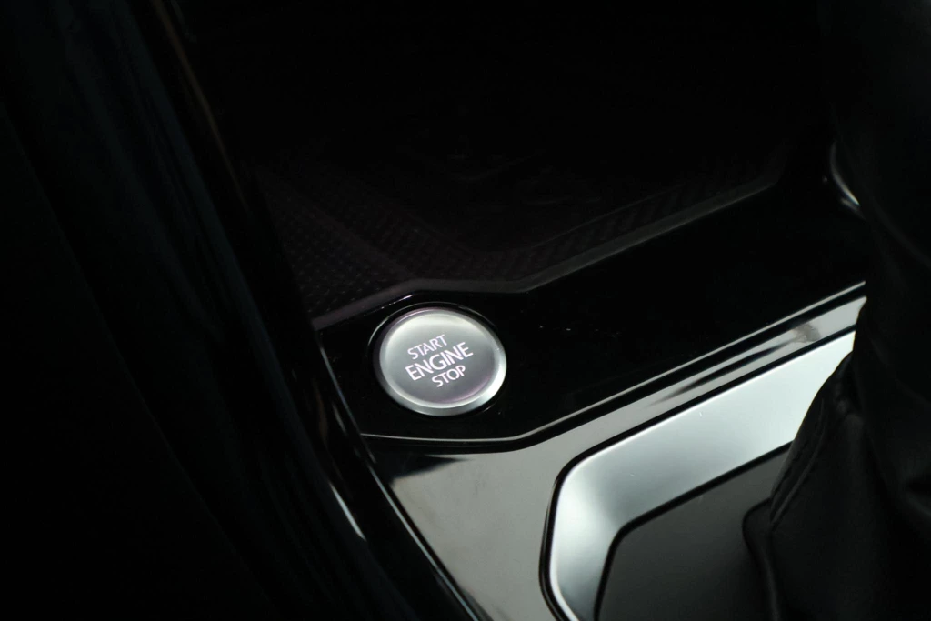 Volkswagen T-Roc – foto 10