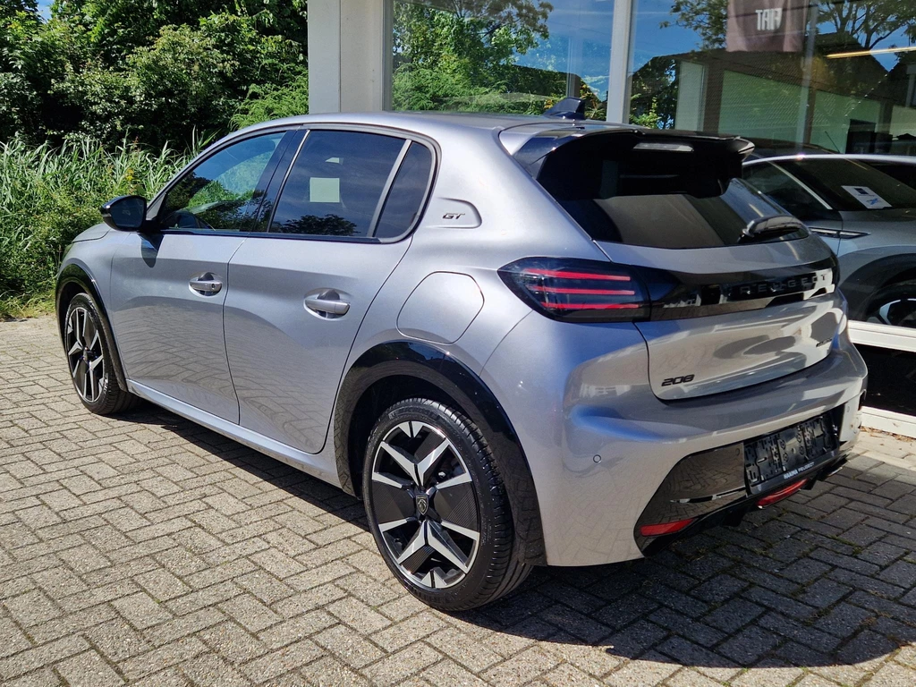 Peugeot 208 – foto 3