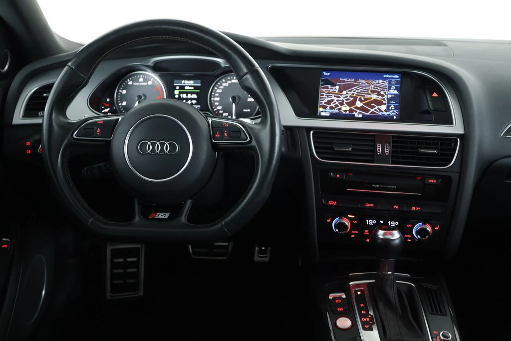 Audi A4 – foto 18