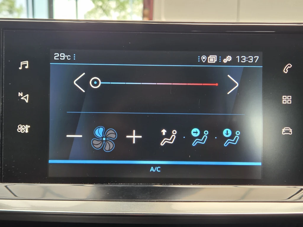 Peugeot 208 – foto 33