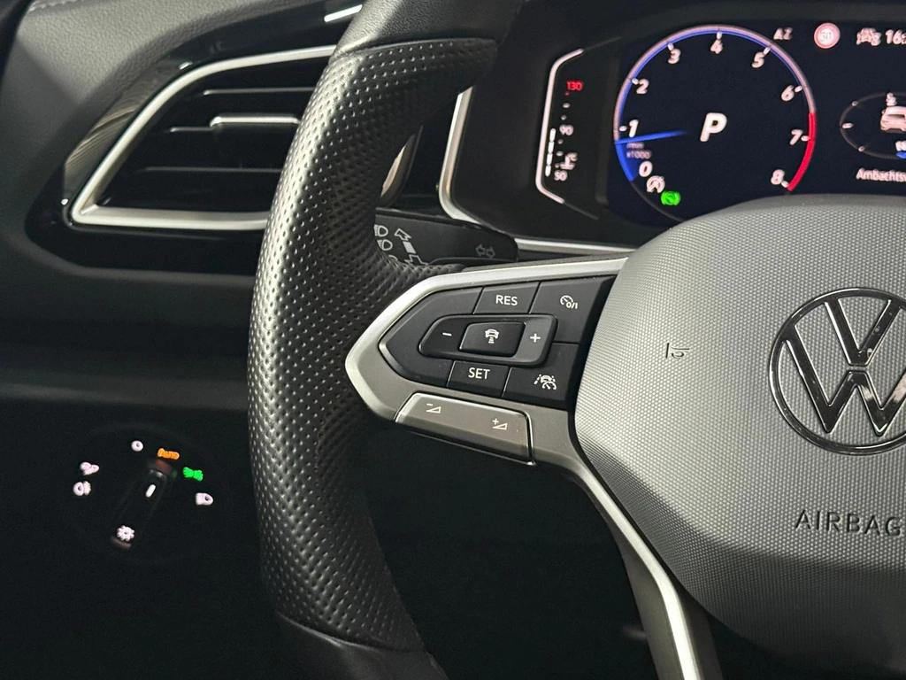 Volkswagen T-Roc – foto 16