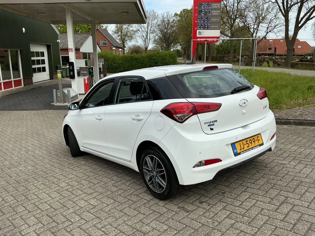 Hyundai i20 – foto 3