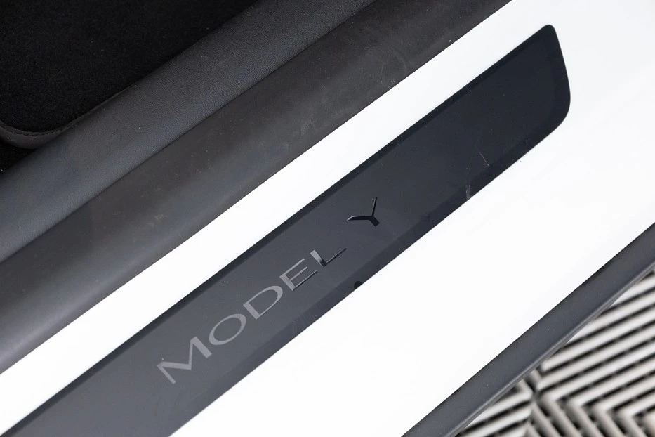 Tesla Model Y – foto 14