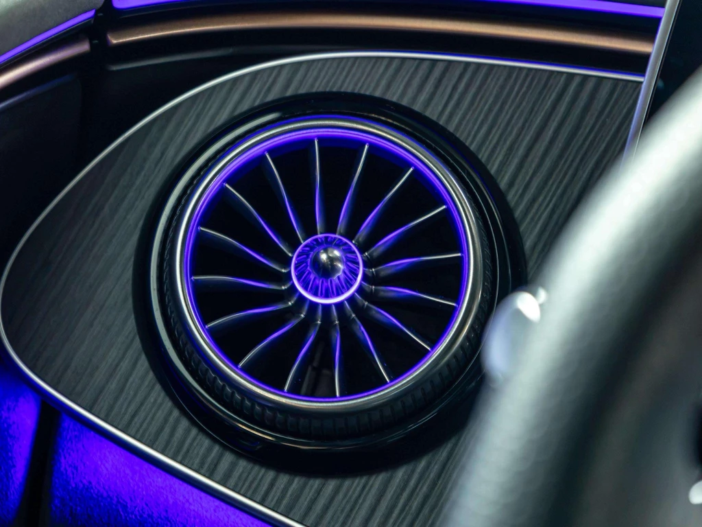 Mercedes-Benz EQE – foto 15