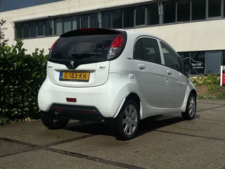 Peugeot iOn – thumbnail 4