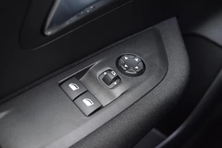 Peugeot e-208 – thumbnail 13