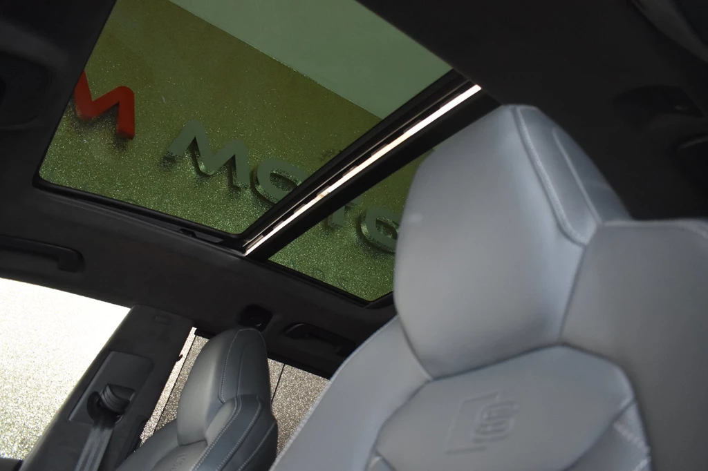 Audi Q8 – foto 10
