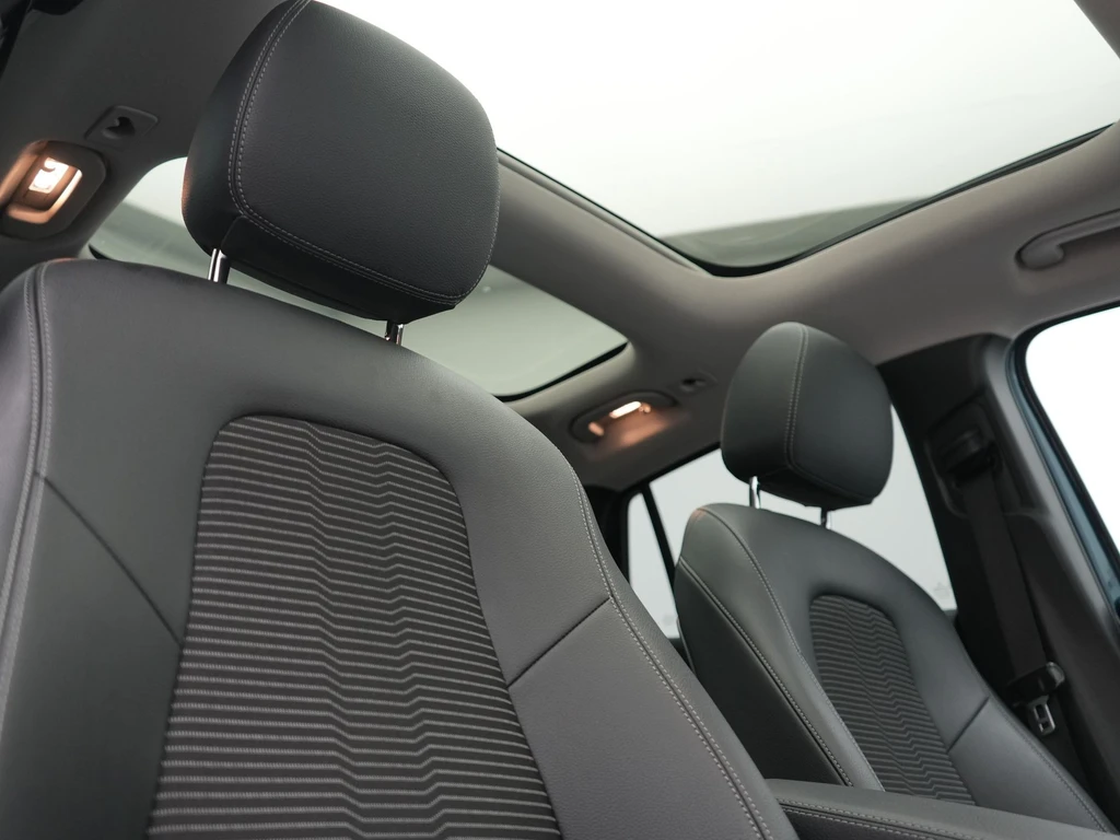Mercedes-Benz EQA – foto 14