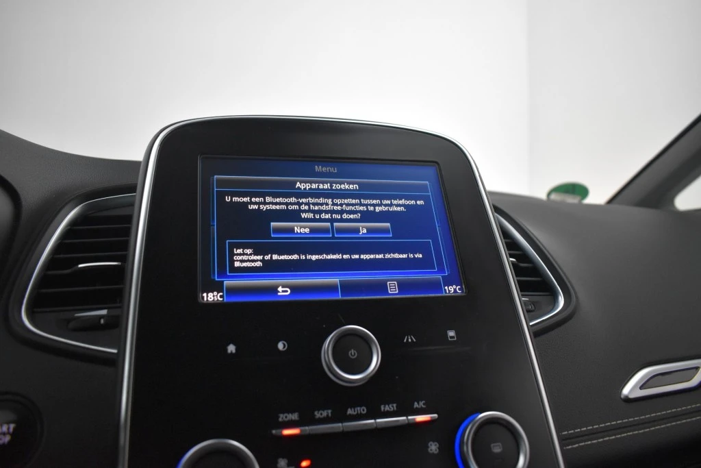 Renault Scénic – foto 21