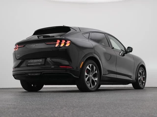 Ford Mustang Mach-E – thumbnail 11
