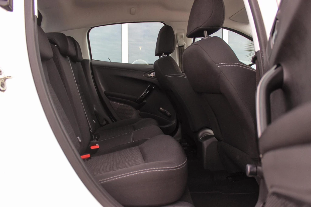 Peugeot 208 – foto 22