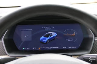 Tesla Model X – thumbnail 17