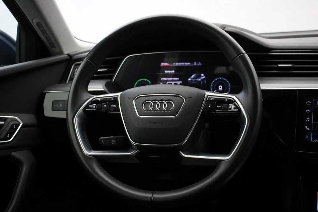 Audi e-tron – foto 17