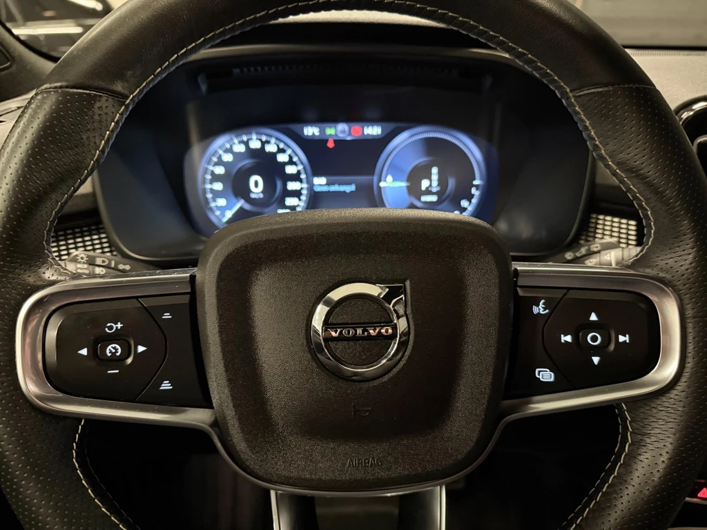 Volvo XC40 – foto 27