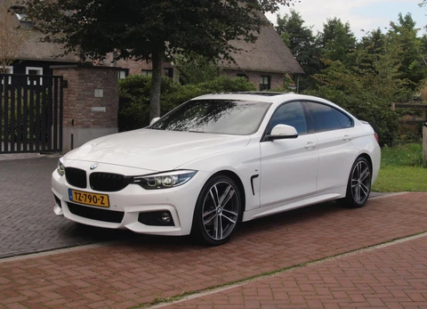 BMW 4-serie Gran Coupé 420i High Executive | M-Pakket | Panoramadak | Trekhaak | NL-Auto |