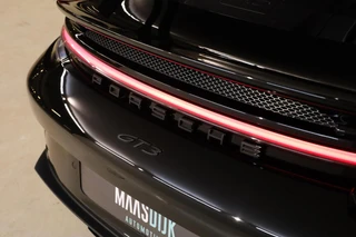 Porsche 911 – thumbnail 35