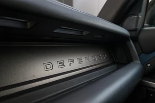 Land Rover Defender – thumbnail 48