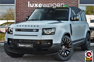 Land Rover Defender – thumbnail 1