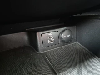 Ford Kuga – thumbnail 25